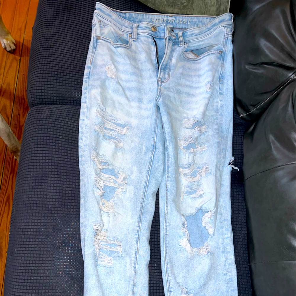 American eagle mom jeans